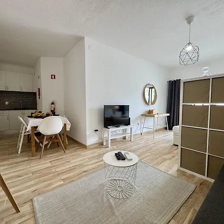 Apartament Skylight 3 With Pool By Homing *